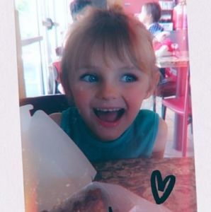 Meet your Posher, Nicole